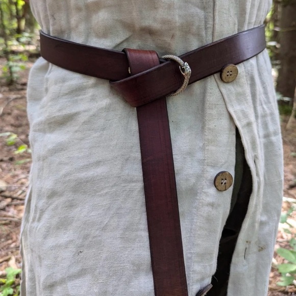 Custom leather Ouroboros Long Belt - Picture 4 of 4